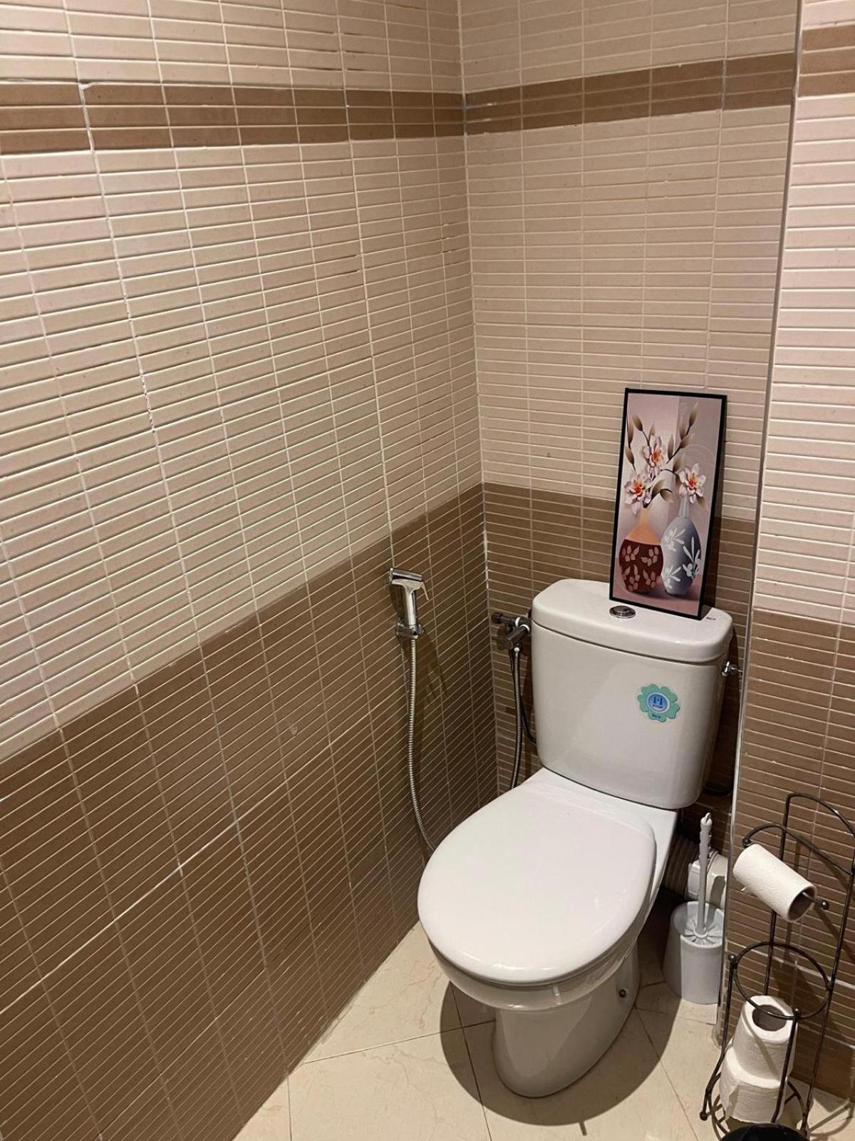 Magnifique Appartement Spacieux Confort Propre Familial 2 Chambres Salon Et Salle A Manger A 20Mn A Pied De Place Jemaa El Fina 4 Piscines Dans Espace De Golf A 12 Mn En Voitures L Entree Est Gratuit Pour La Clientele Ouvert Entre 10H Et 20H Marrakesh Ngoại thất bức ảnh