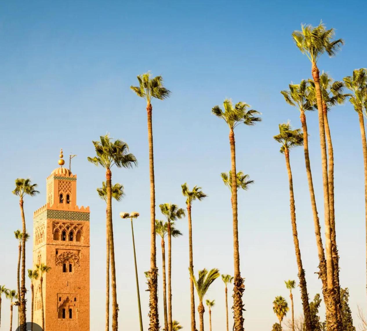 Magnifique Appartement Spacieux Confort Propre Familial 2 Chambres Salon Et Salle A Manger A 20Mn A Pied De Place Jemaa El Fina 4 Piscines Dans Espace De Golf A 12 Mn En Voitures L Entree Est Gratuit Pour La Clientele Ouvert Entre 10H Et 20H Marrakesh Ngoại thất bức ảnh